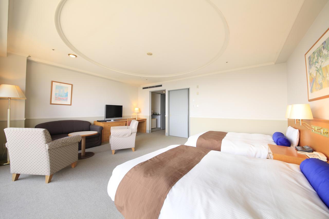 Kkr Hotel Atami Атамі Екстер'єр фото