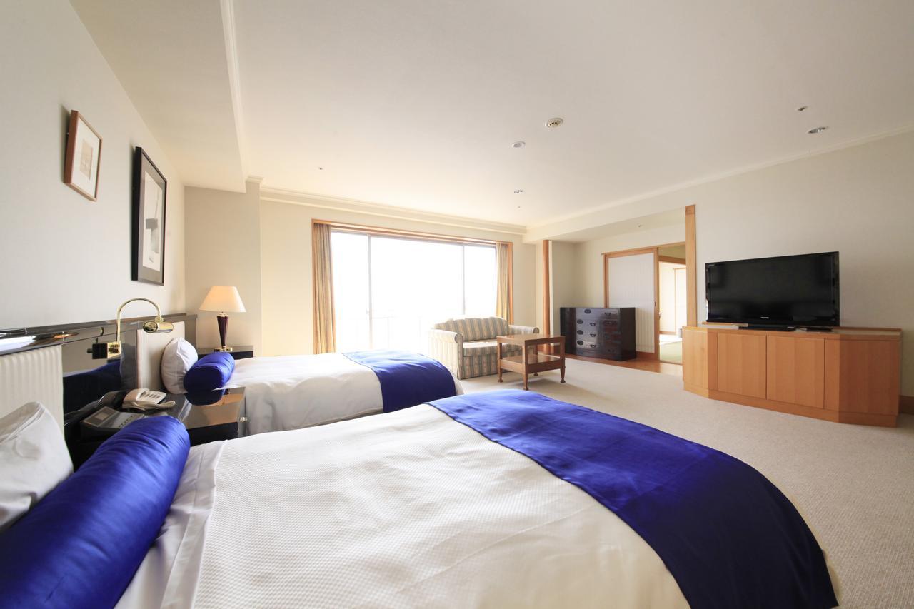 Kkr Hotel Atami Атамі Екстер'єр фото