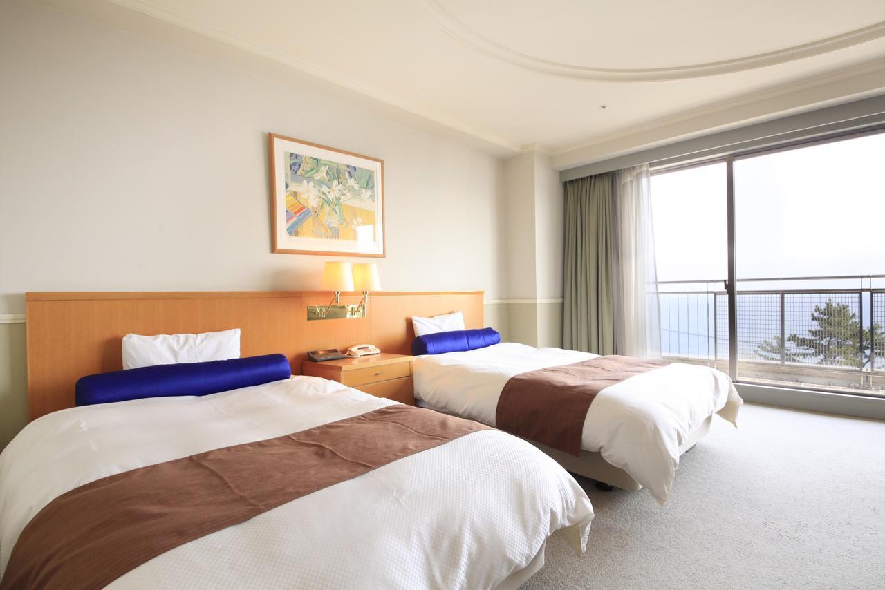 Kkr Hotel Atami Атамі Екстер'єр фото