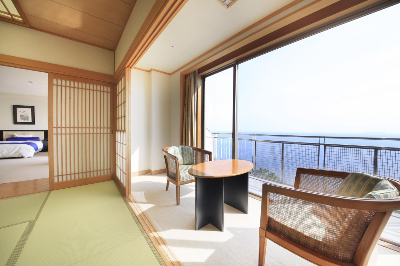 Kkr Hotel Atami Атамі Екстер'єр фото