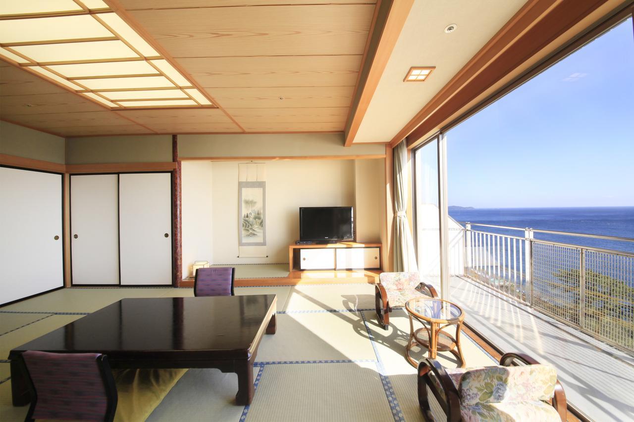 Kkr Hotel Atami Атамі Екстер'єр фото