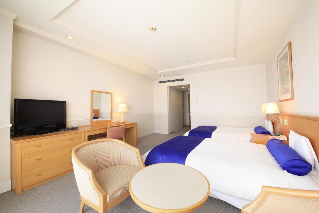 Kkr Hotel Atami Атамі Екстер'єр фото